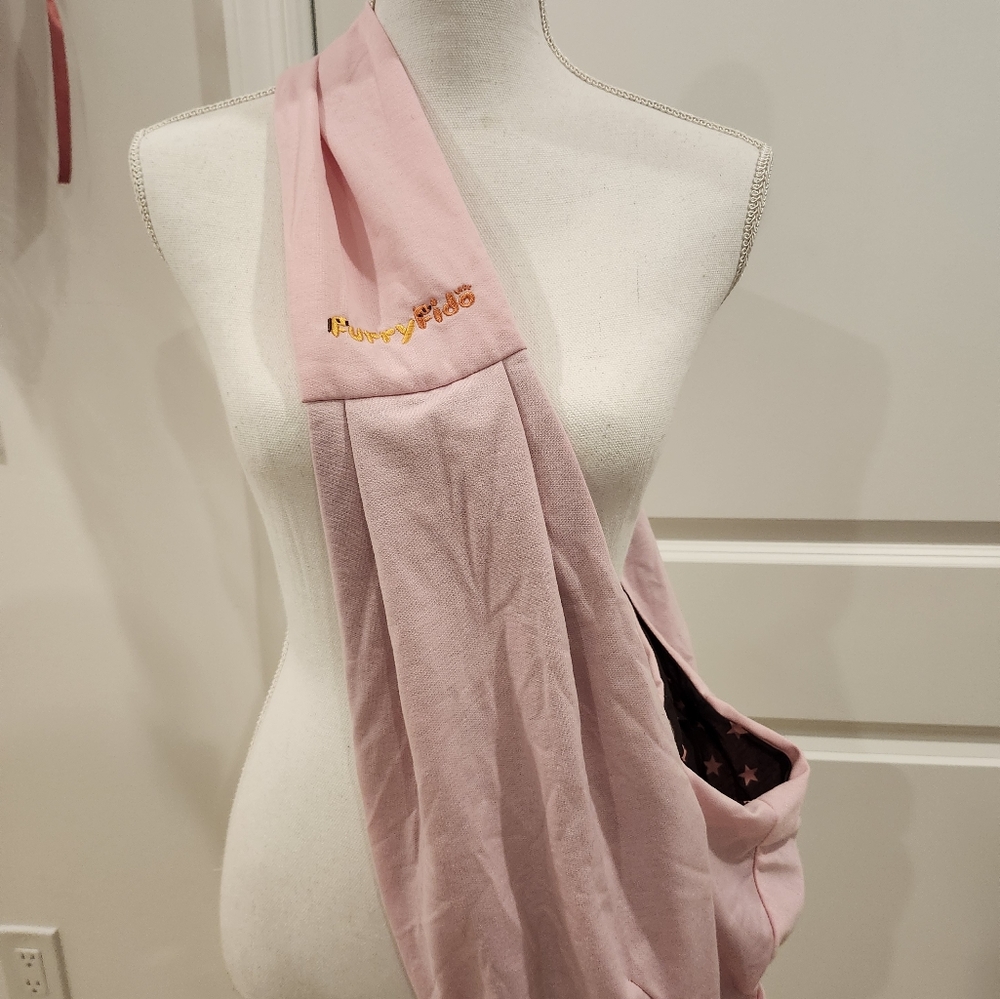 Brand new Furry Fido small pink pet carrier bag